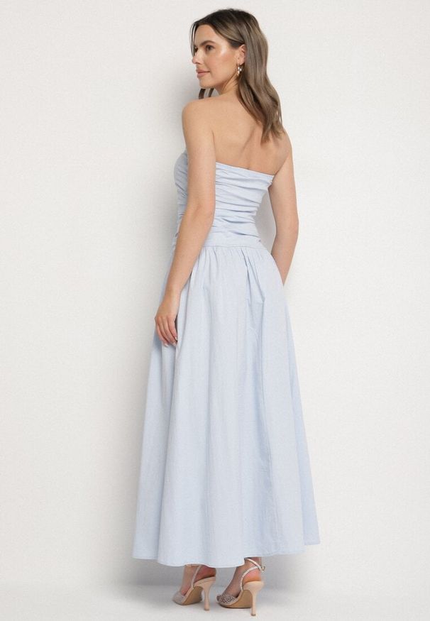 Born2be - Niebieska Sukienka z Bawełny Typu Bodycon Filarose. Okazja: na randkę, na imprezę, na co dzień. Kolor: niebieski. Materiał: bawełna. Typ sukienki: bodycon. Styl: klasyczny, casual, elegancki