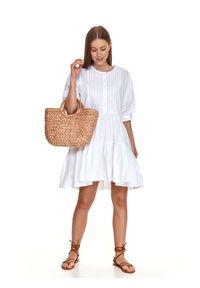 TOP SECRET - Letnia sukienka o luźnym fasonie. Kolor: biały. Materiał: materiał. Wzór: aplikacja. Sezon: lato #6