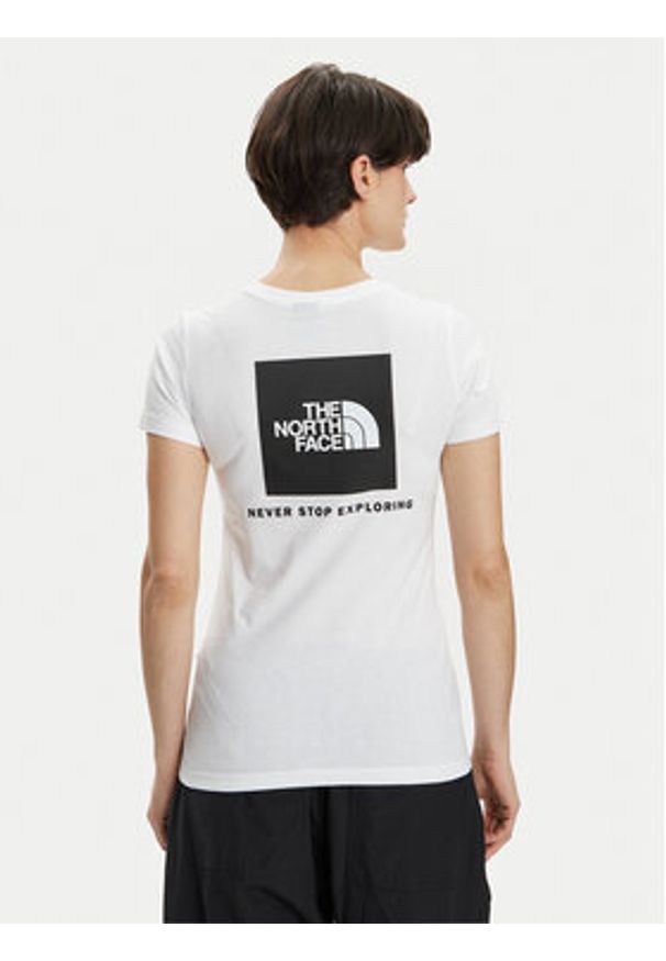 The North Face T-Shirt Redbox NF0A87NM Biały Regular Fit. Kolor: biały. Materiał: bawełna