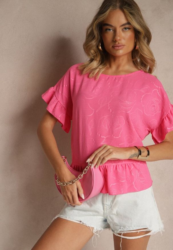 Renee - Fuksjowa Bluzka Oversize Ozdobiona Falbanami Liriele. Okazja: na co dzień. Kolor: różowy. Materiał: jeans. Wzór: aplikacja. Styl: casual