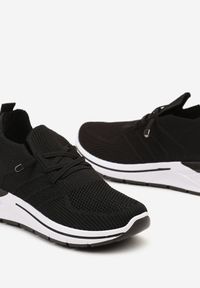 Born2be - Czarne Buty Sportowe Inagia. Nosek buta: okrągły. Zapięcie: bez zapięcia. Kolor: czarny. Materiał: materiał. Szerokość cholewki: normalna #4