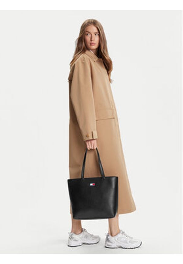 Tommy Jeans Torebka Tjw Must Tote AW0AW17549 Czarny. Kolor: czarny. Materiał: skórzane