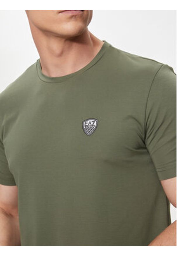 EA7 Emporio Armani T-Shirt 8NPT16 PJRGZ 1846 Zielony Regular Fit. Kolor: zielony. Materiał: syntetyk