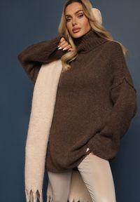 Renee - Brązowy Golf o Kroju Oversize z Wełną i Moherem Temirali. Okazja: na co dzień. Typ kołnierza: golf. Kolor: brązowy. Materiał: moher, wełna. Styl: elegancki, casual #3