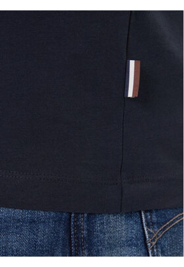 Bugatti Longsleeve 8330-85044D Granatowy Regular Fit. Kolor: niebieski. Materiał: bawełna. Długość rękawa: długi rękaw