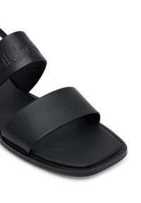 Calvin Klein Sandały Flat Sandal - He HW0HW02377 Czarny. Kolor: czarny. Materiał: skóra