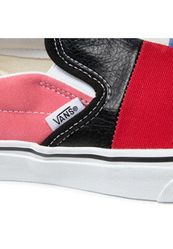 Vans Tenisówki Classic Slip-On VN0A38F7VMF1 Kolorowy. Zapięcie: bez zapięcia. Materiał: zamsz, skóra. Wzór: kolorowy