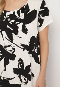 Born2be - Czarna Wiskozowa Sukienka w Kwiatowy Wzór Emitine. Okazja: na co dzień. Kolor: czarny. Materiał: wiskoza. Wzór: kwiaty. Typ sukienki: proste. Styl: casual, klasyczny #7