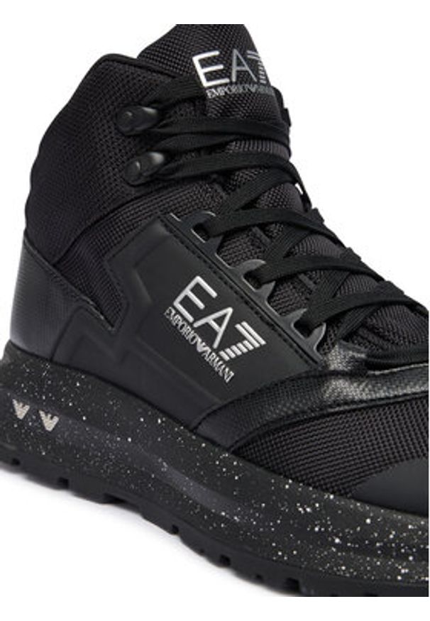 EA7 Emporio Armani Sneakersy 7X000340 AF18615 MZ186 Czarny. Kolor: czarny. Materiał: materiał