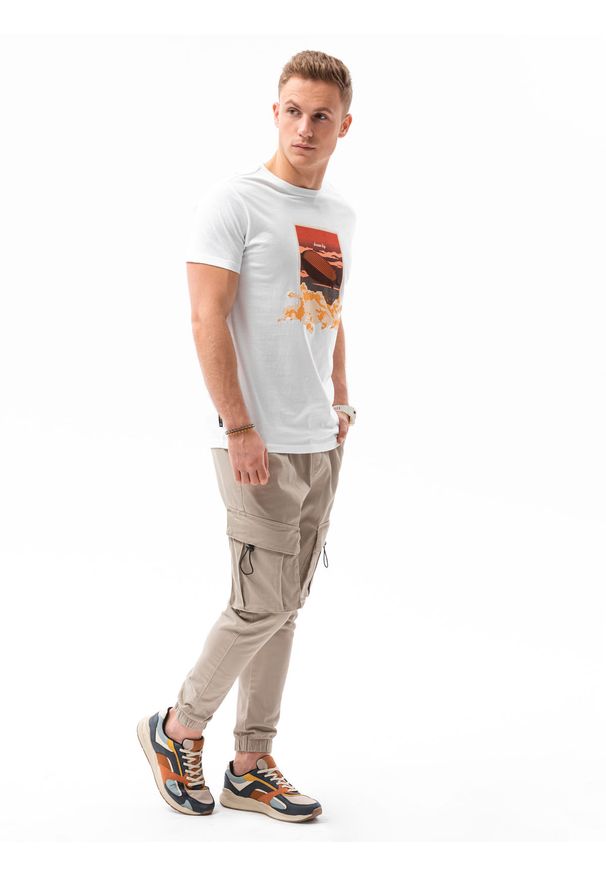Ombre Clothing - T-shirt męski z nadrukiem S1434 V-10A - biały - XXL. Kolor: biały. Materiał: bawełna. Wzór: nadruk. Styl: klasyczny