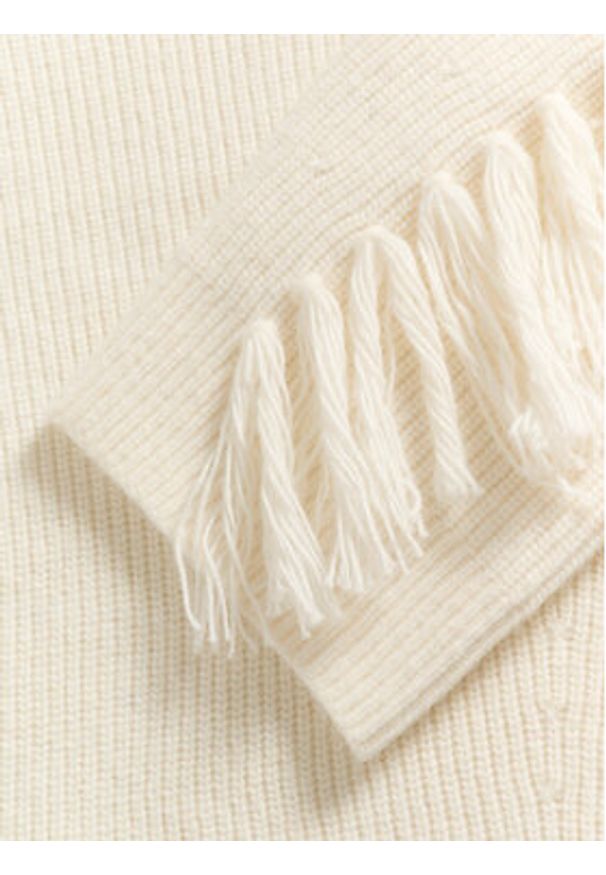 Karen by Simonsen Golf Madison 10104791 Beżowy Regular Fit. Typ kołnierza: golf. Kolor: beżowy. Materiał: syntetyk