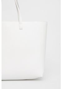 Hugo - HUGO torebka kolor biały. Kolor: biały. Rodzaj torebki: na ramię