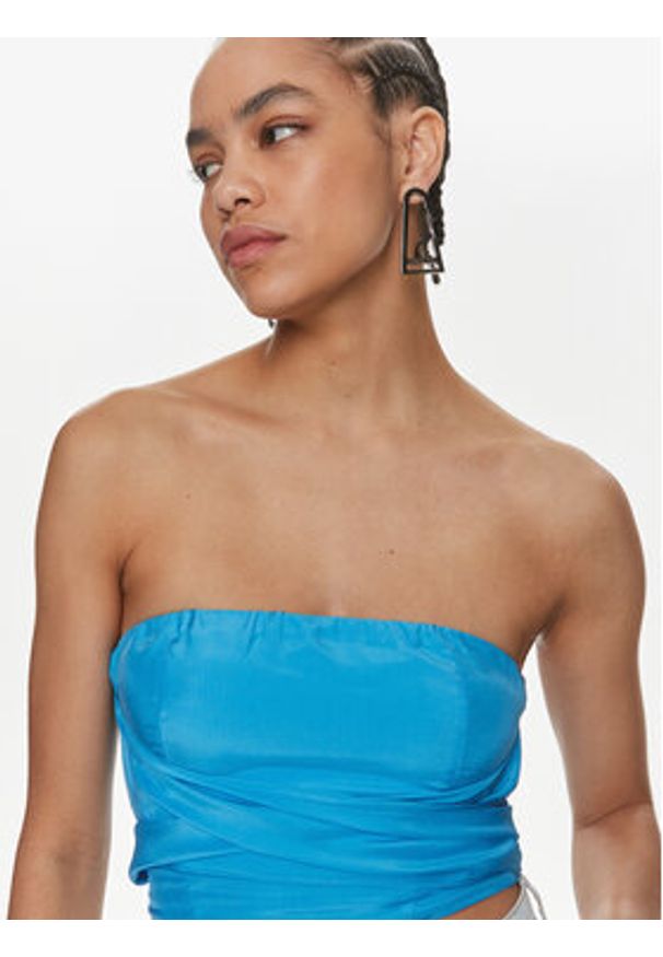 Patrizia Pepe Top 2C1541/A057-CA04 Niebieski Regular Fit. Kolor: niebieski. Materiał: wiskoza