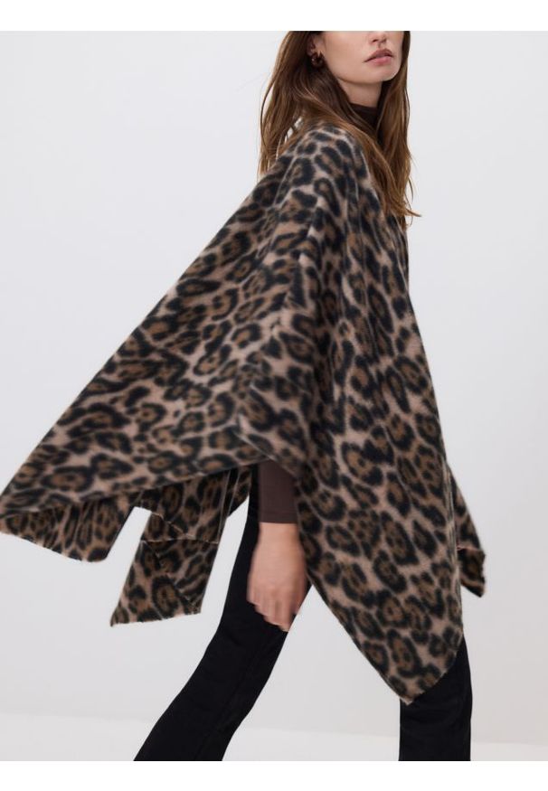 Reserved - Ponczo w panterkę - wielobarwny. Wzór: motyw zwierzęcy
