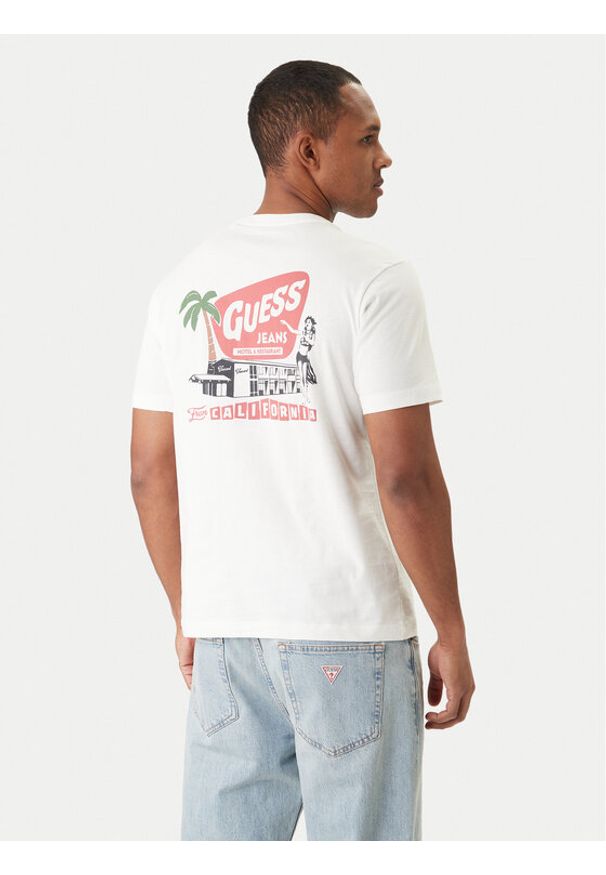 Guess Jeans T-Shirt M6GIC0 K8HM0 Biały Regular Fit. Kolor: biały. Materiał: bawełna