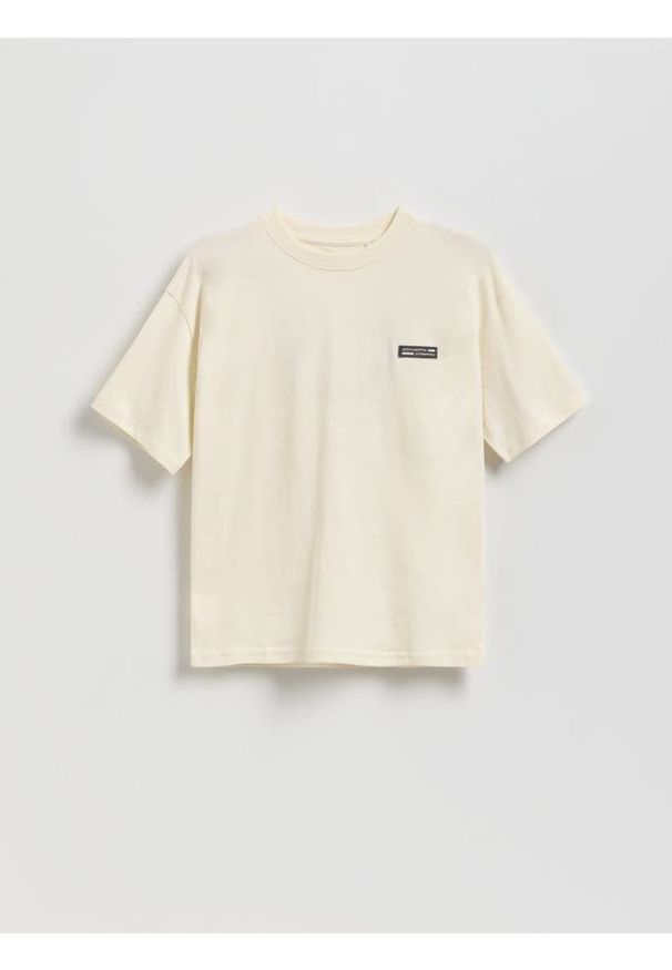 Reserved - Bawełniany t-shirt oversize - złamana biel. Materiał: bawełna