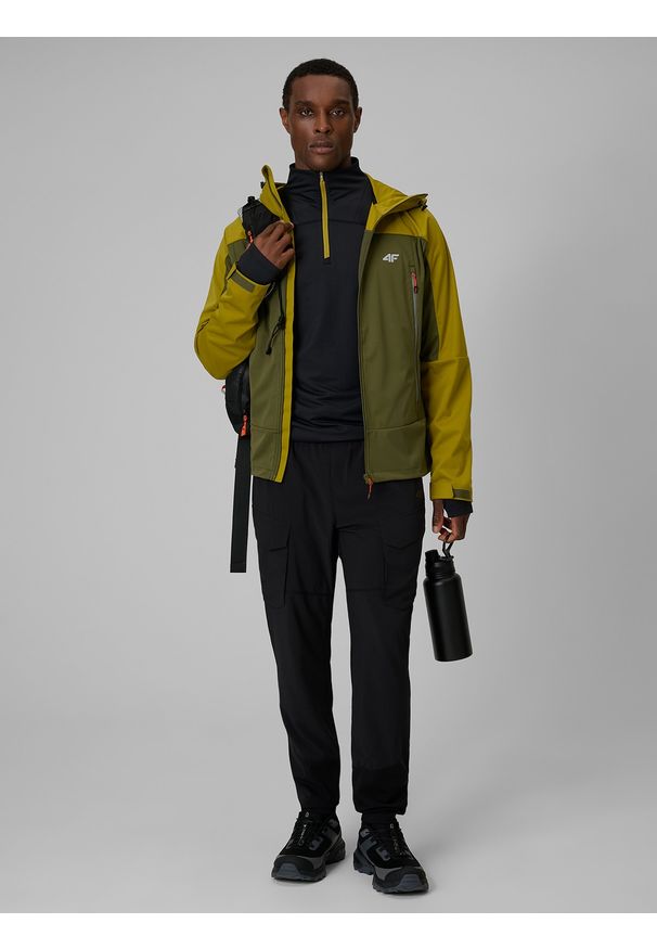 4f - 4F Bluza trekkingowa regular bez kaptura męska - czarna M. Typ kołnierza: bez kaptura. Kolor: czarny. Materiał: materiał. Długość: długie