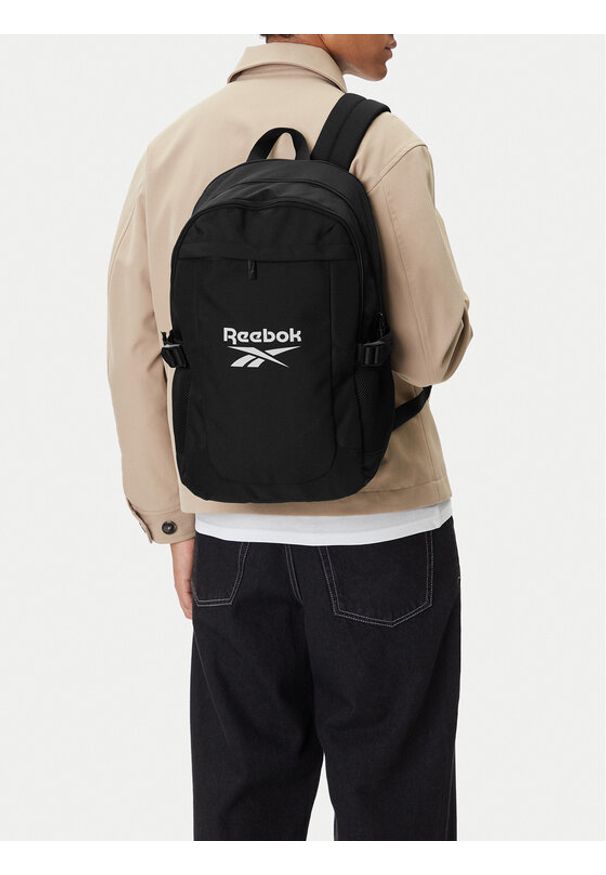 Reebok Plecak C-RBK-P-002-08 Czarny. Kolor: czarny. Materiał: materiał