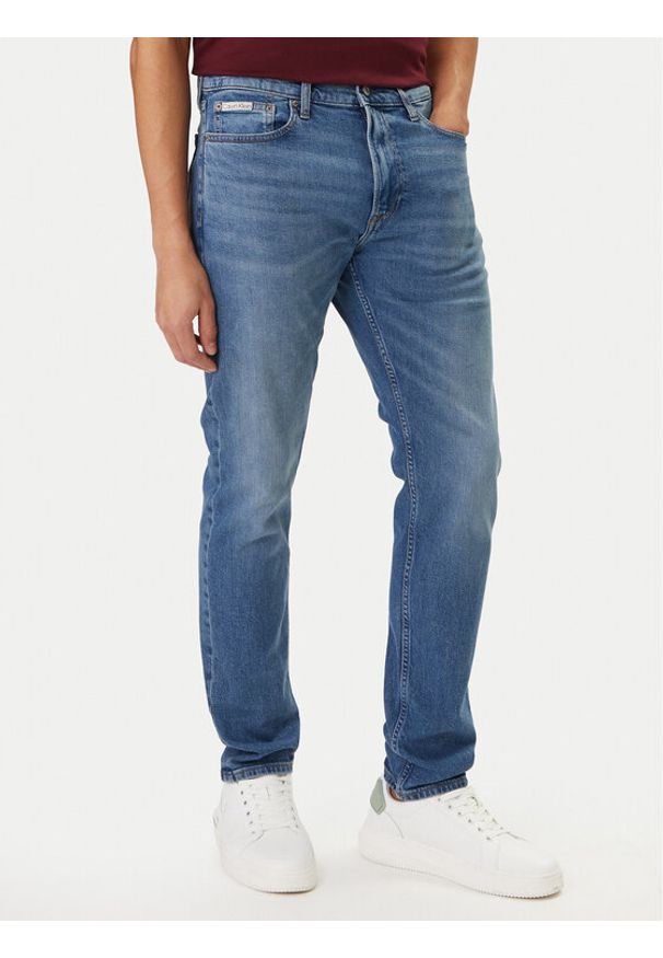 Calvin Klein Jeans Jeansy LV04RF949G Niebieski Tapered Fit. Kolor: niebieski