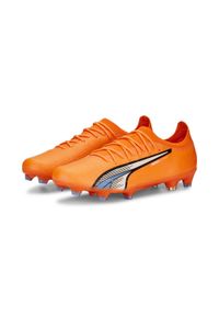Buty piłkarskie męskie Puma Ultra Ultimate Fgag. Zapięcie: sznurówki. Kolor: pomarańczowy, biały, wielokolorowy, niebieski. Materiał: materiał. Szerokość cholewki: normalna. Sport: piłka nożna