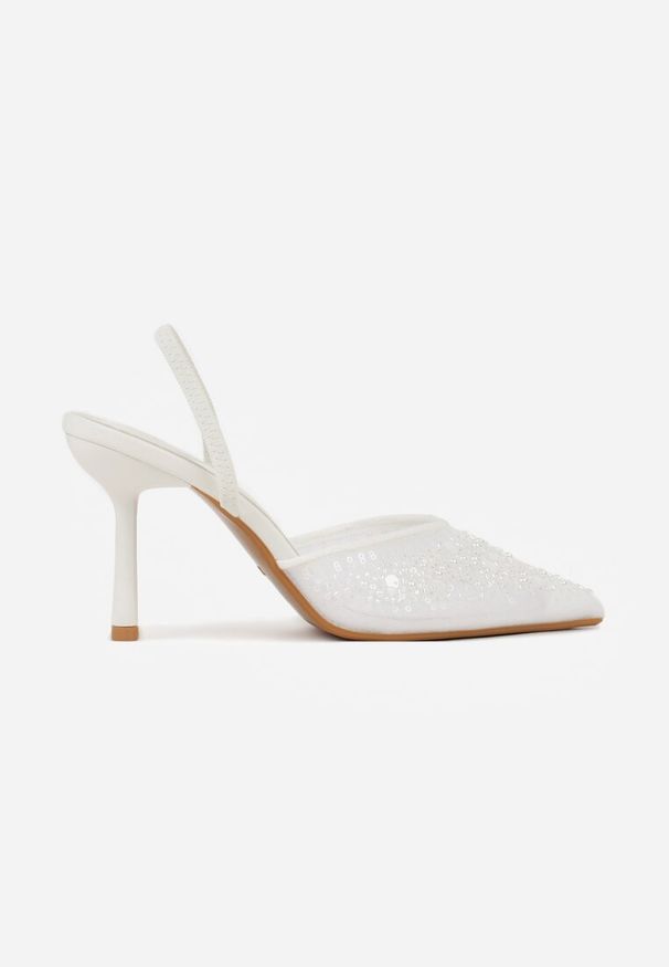 Renee - Białe Szpilki Slingback Zdobione Perełkami i Cekinami Irifera. Okazja: na co dzień, na studniówkę. Zapięcie: bez zapięcia. Kolor: biały. Materiał: jeans, satyna. Wzór: aplikacja. Obcas: na szpilce. Styl: casual, elegancki