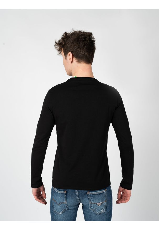 Guess Longsleeve | X2BI16KAKB1 | Mężczyzna | Czarny. Okazja: na co dzień. Kolor: czarny. Materiał: bawełna, elastan. Długość rękawa: długi rękaw. Styl: elegancki, casual