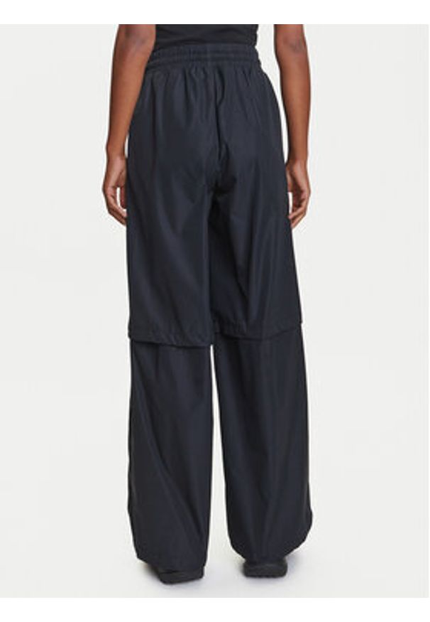 Adidas - adidas Spodnie dresowe Adibreak JD0088 Czarny Regular Fit. Kolor: czarny. Materiał: syntetyk