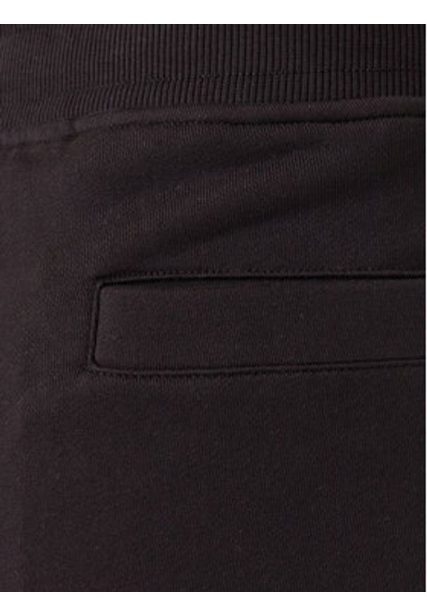 Versace Jeans Couture Spodnie dresowe 80GAAT03 CF01T Czarny Regular Fit. Kolor: czarny. Materiał: bawełna