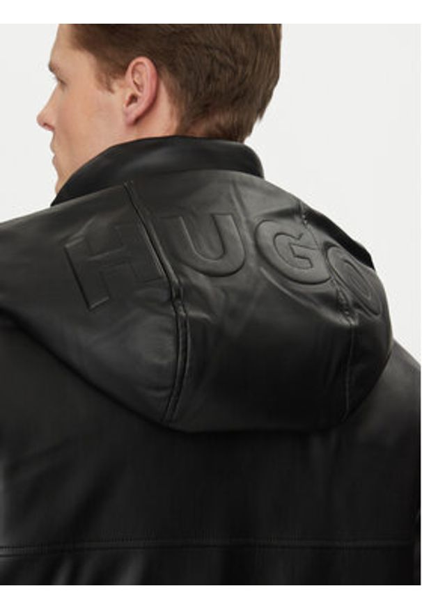 Hugo - HUGO Kurtka z imitacji skóry Misian2441 50522494 Czarny Relaxed Fit. Kolor: czarny. Materiał: skóra