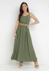 Born2be - Ciemnozielona Sukienka z Paskiem Chrysaleia. Okazja: na co dzień. Kolor: zielony. Długość rękawa: na ramiączkach. Wzór: gładki. Sezon: lato. Typ sukienki: proste. Styl: casual. Długość: maxi #1