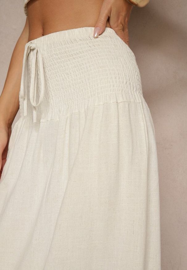 Renee - Beżowa Spódnica z Wiskozą i Lnem High Waist o Rozkloszowanym Kroju Lumerellea. Okazja: na co dzień, na spacer. Stan: podwyższony. Kolor: beżowy. Materiał: len, wiskoza. Styl: elegancki, casual