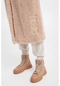 Liu Jo - Kamizelka LIU JO. Materiał: syntetyk, futro. Wzór: haft #2