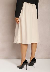 Renee - Beżowa Spódnica o Rozkloszowanym Fasonie Midi Oncene. Kolor: beżowy. Materiał: tkanina. Wzór: gładki #3