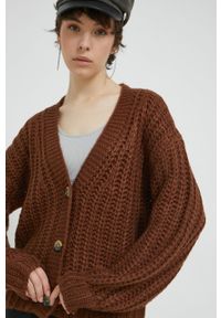Noisy may - Noisy May kardigan damski kolor brązowy ciepły. Kolor: brązowy. Materiał: dzianina. Długość rękawa: długi rękaw. Długość: długie. Wzór: gładki #4