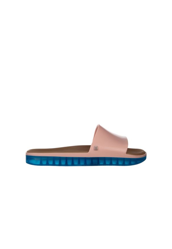 melissa - Klapki Melissa Beach Slide Next Gen AD Pink Blue 010339, Róż, Guma. Kolor: różowy. Materiał: tworzywo sztuczne. Wzór: aplikacja. Sezon: lato, wiosna
