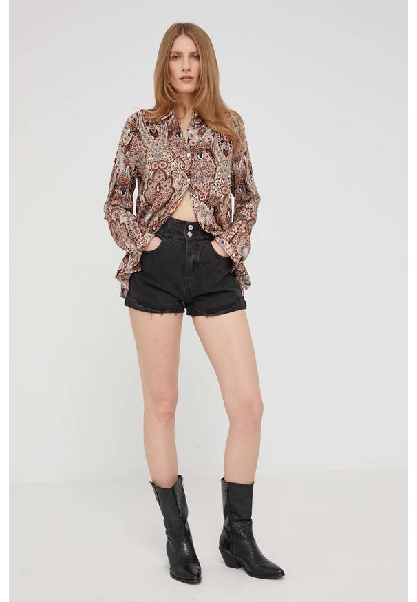 Answear Lab szorty jeansowe damskie kolor czarny gładkie high waist. Stan: podwyższony. Kolor: czarny. Materiał: jeans. Wzór: gładki. Styl: wakacyjny
