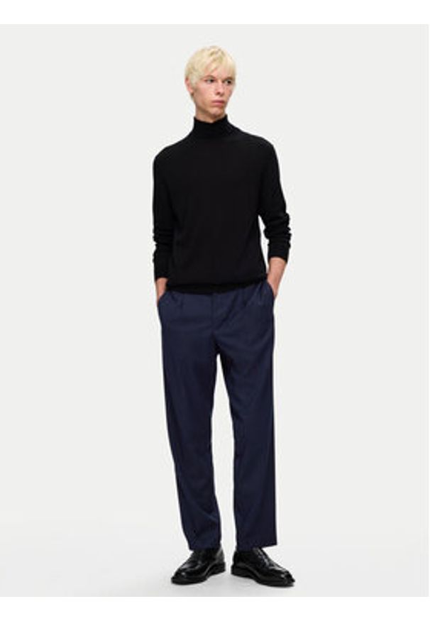 Selected Homme Spodnie materiałowe 16094358 Granatowy Tapered Fit. Kolor: niebieski. Materiał: wiskoza