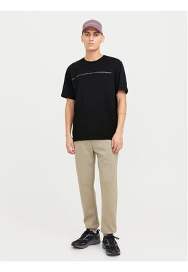 Jack & Jones T-Shirt Fusion 12273120 Czarny Regular Fit. Kolor: czarny. Materiał: syntetyk, bawełna