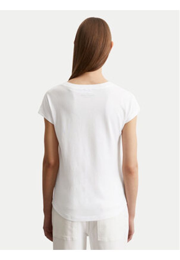 Marc O'Polo T-Shirt 516 2100 50073 Biały Regular Fit. Typ kołnierza: polo. Kolor: biały. Materiał: bawełna