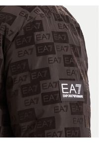EA7 Emporio Armani Kurtka zimowa 7M002389 AF26931 U6027 Brązowy Regular Fit. Kolor: brązowy. Materiał: syntetyk. Sezon: zima #3