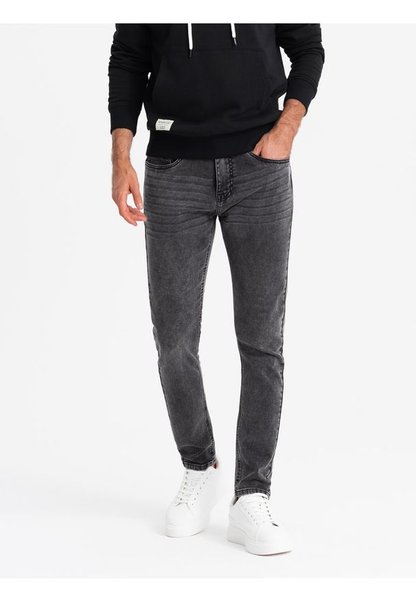 Ombre Clothing - Dopasowane jeansowe męskie spodnie SLIM FIT z elastanem – grafitowe V3. Okazja: na co dzień. Kolor: szary. Materiał: jeans, elastan. Wzór: aplikacja. Sezon: lato. Styl: casual
