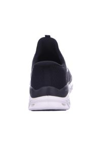 skechers - Kapcie SKECHERS SLIP-INS 233010S SUMMITS Czarny. Kolor: czarny. Materiał: tkanina