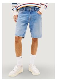 Tommy Jeans Szorty jeansowe Scanton DM0DM22981 Niebieski jasny Slim Fit. Kolor: niebieski. Materiał: bawełna #1