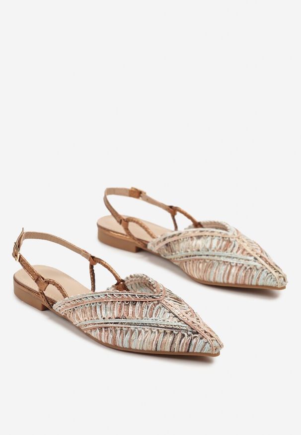 Renee - Beżowe Sandały Vices Slingback z Plecioną Cholewką i Metaliczną Nicią Nilannia. Okazja: na co dzień. Zapięcie: sprzączka. Kolor: beżowy. Sezon: lato. Styl: casual, elegancki