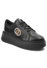 Czarne Sneakersy Lamanti Damskie Stylowe Obuwie. Nosek buta: okrągły. Kolor: czarny. Materiał: skóra. Obcas: na płaskiej podeszwie. Sport: turystyka piesza