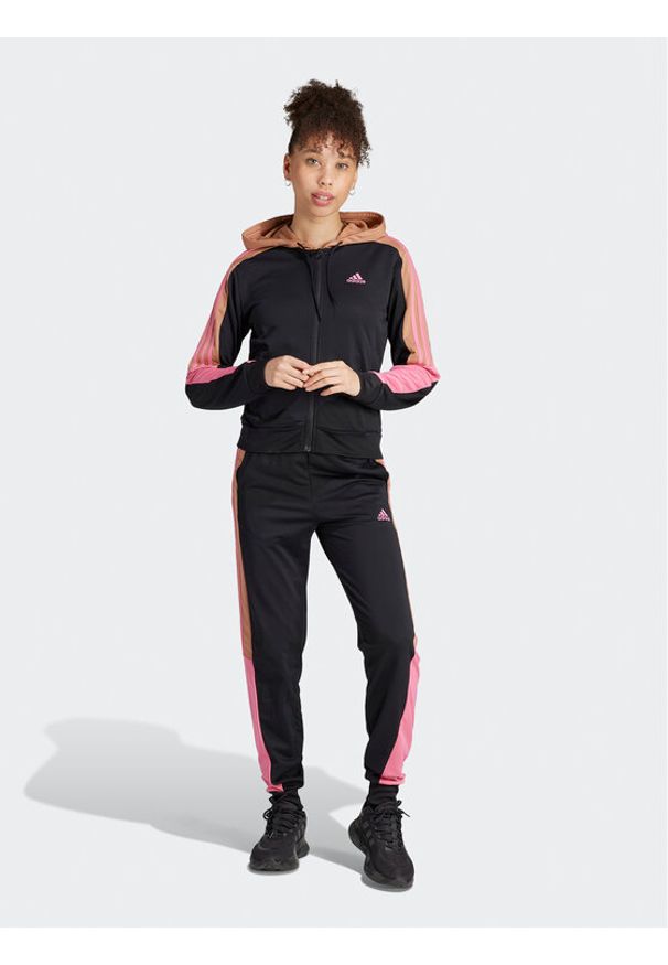 Adidas - Dres adidas. Kolor: czarny. Materiał: dresówka, syntetyk