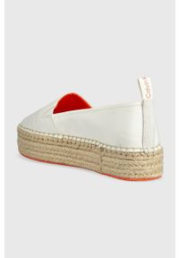 Calvin Klein Jeans espadryle FLATFORM ESPADRILLE SOFT NY kolor biały na platformie YW0YW00989. Nosek buta: okrągły. Kolor: biały. Materiał: materiał, guma. Wzór: gładki. Obcas: na platformie #5
