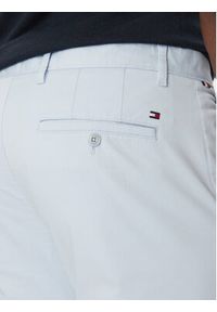 TOMMY HILFIGER - Tommy Hilfiger Chinosy Deton MW0MW37873 Błękitny Slim Fit. Kolor: niebieski. Materiał: bawełna #3