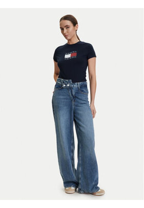 Tommy Jeans T-Shirt DW0DW22781 Granatowy Regular Fit. Kolor: niebieski. Materiał: bawełna