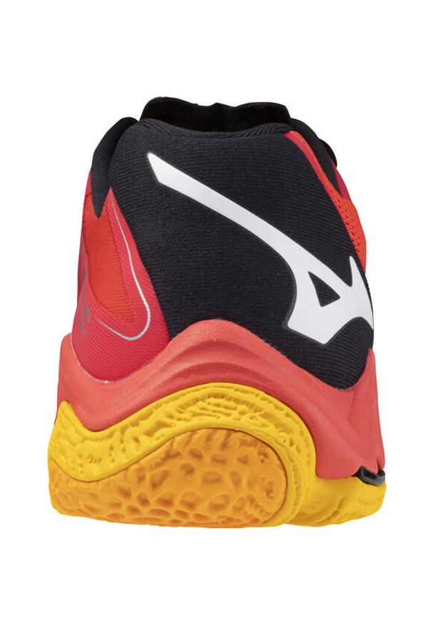 Buty siatkarskie męskie Mizuno Wave Lightning Z8. Zapięcie: sznurówki. Kolor: czerwony, biały, wielokolorowy. Materiał: tkanina, materiał, syntetyk. Szerokość cholewki: normalna. Model: Mizuno Wave